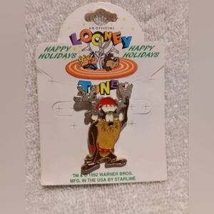 Vintage Looney tunes enamel Christmas pin